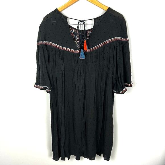 Francesca’s Miami Boho Short Flutter Sleeve Embroidered Mini Tunic Dress Large - Picture 4 of 12
